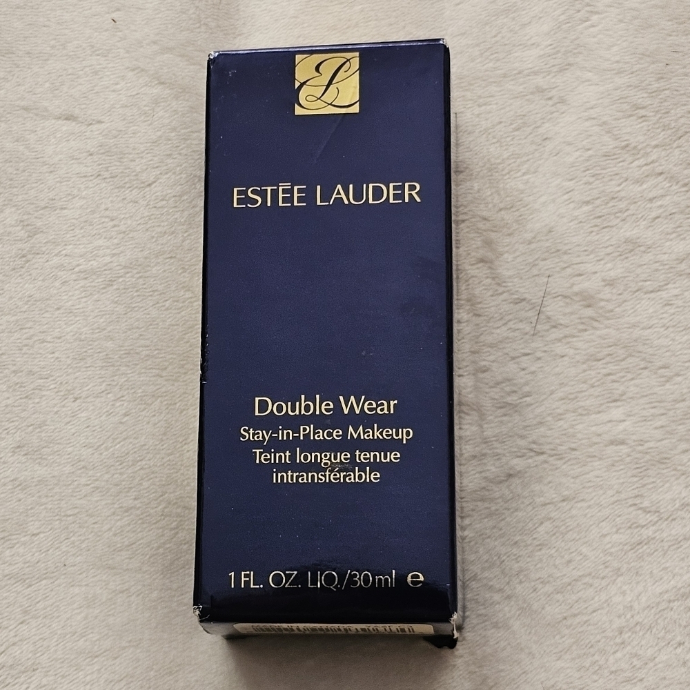 Estee Lauder Double Wear Stay in Place Makeup shade 6C2 Pecan 1floz